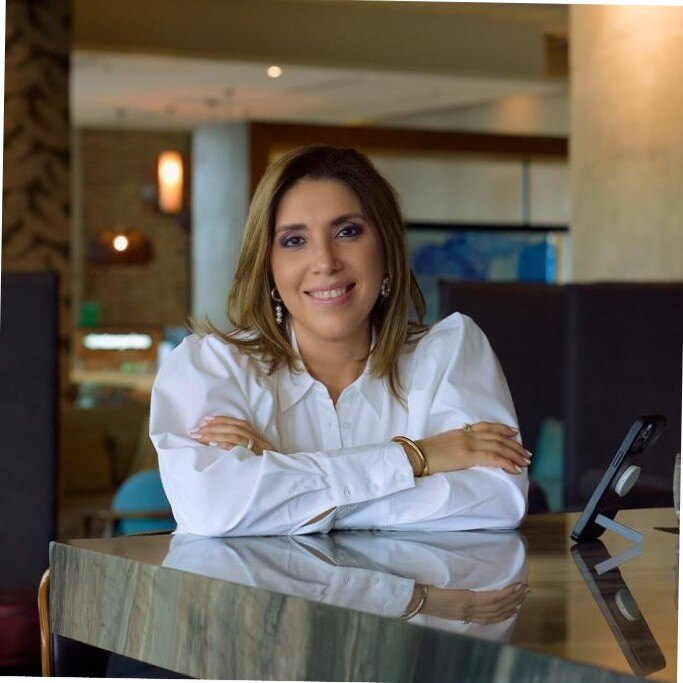Nelly Aparicio